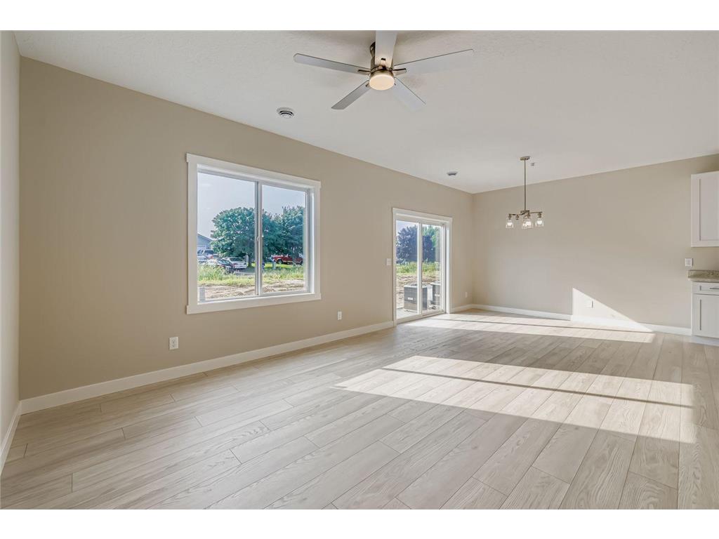 2121 Cleveland Way S Cambridge MN 55008 7009148 image4