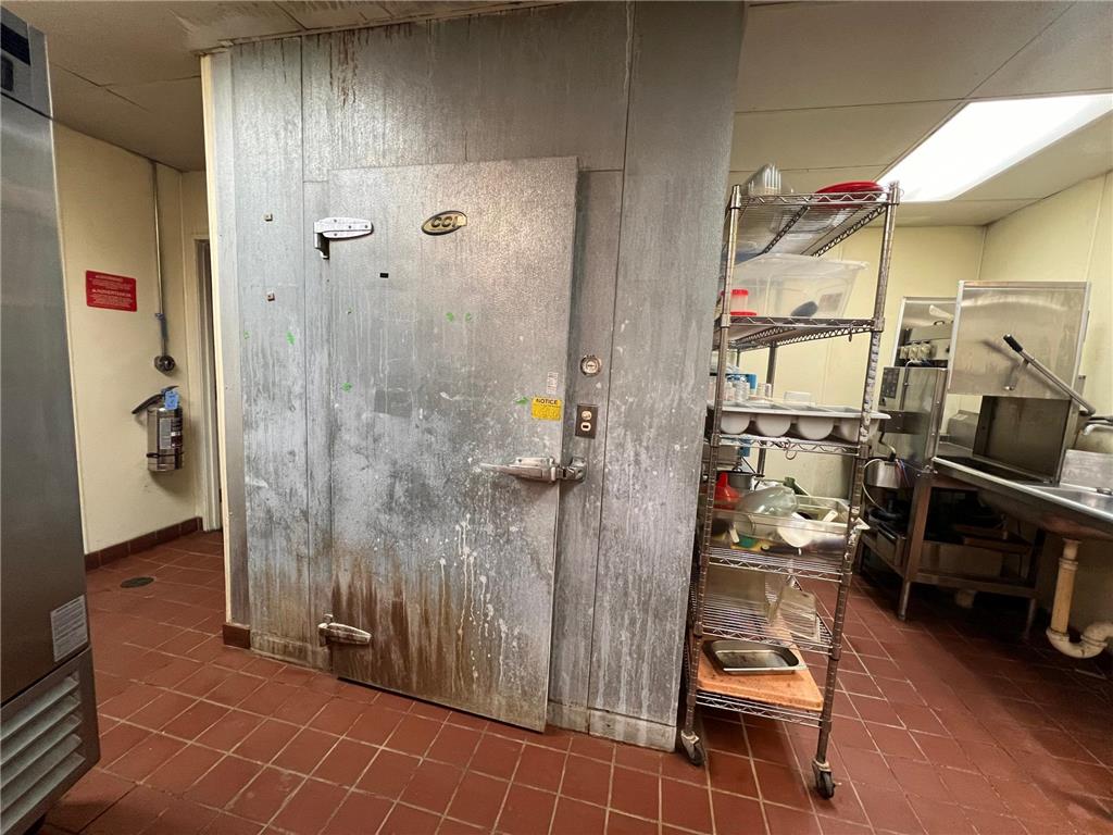 2121 Eddy Lane, Eau Claire, WI, 54703 MLS 6539364 Edina Realty