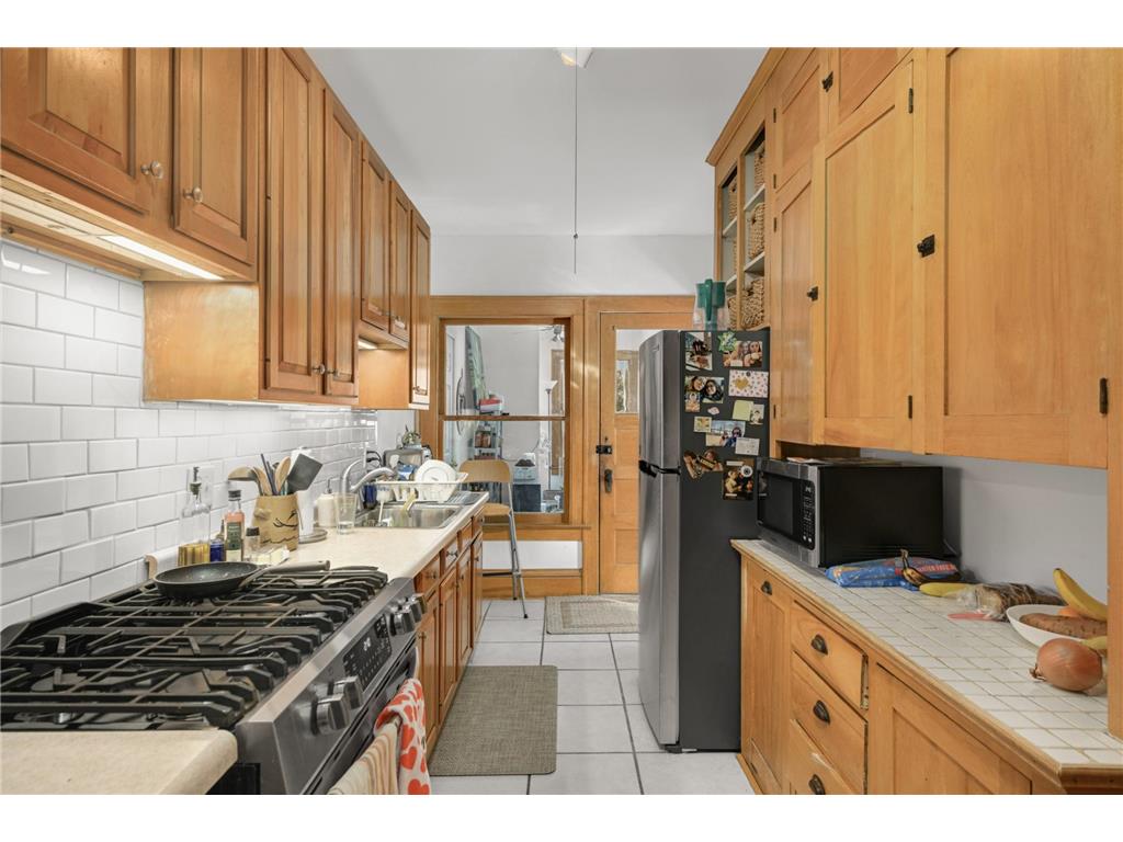 2121 Penn Avenue S Minneapolis MN 55405 7022775 image24