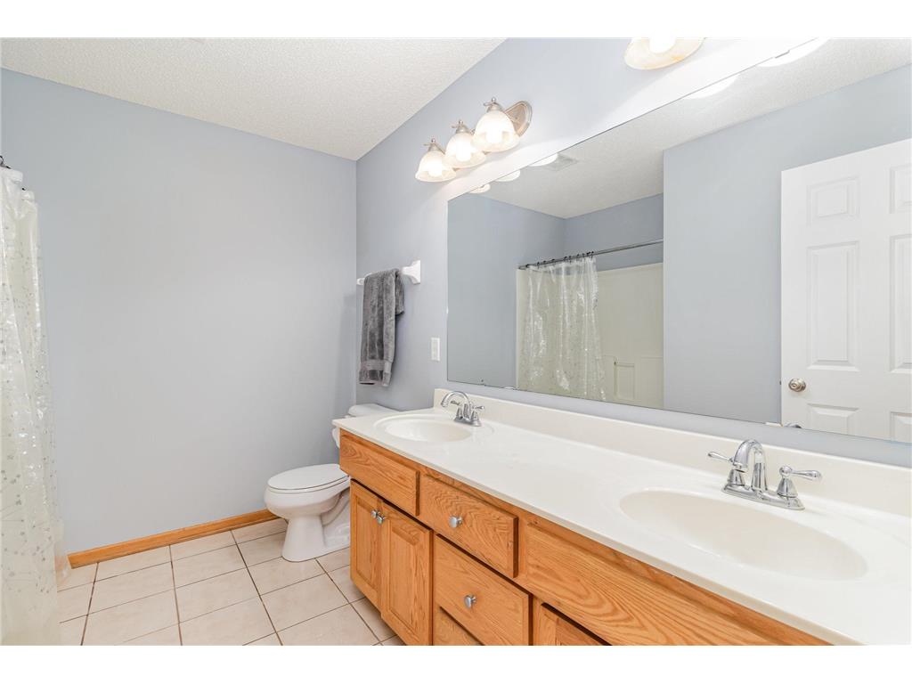 21217 Ixonia Lane Lakeville MN 55044 6796693 image28