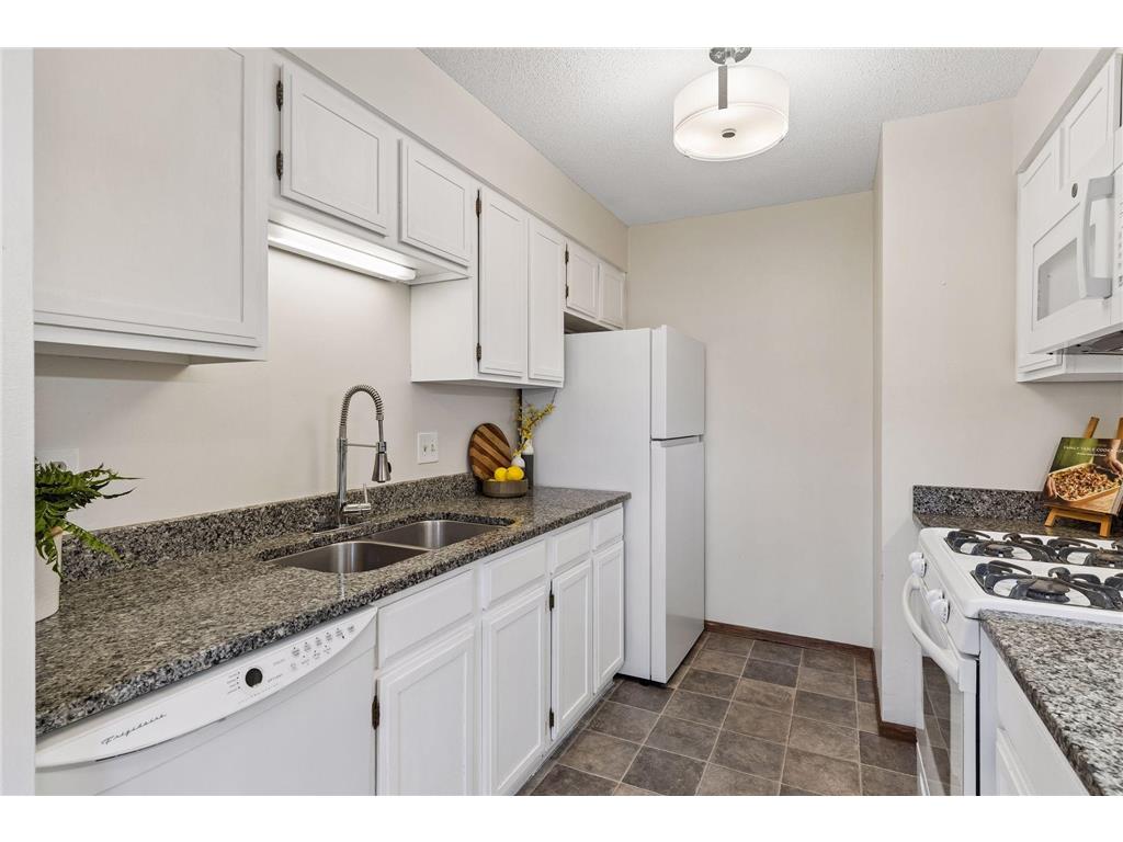 2122 22nd Street E Minneapolis MN 55404 7025053 image23