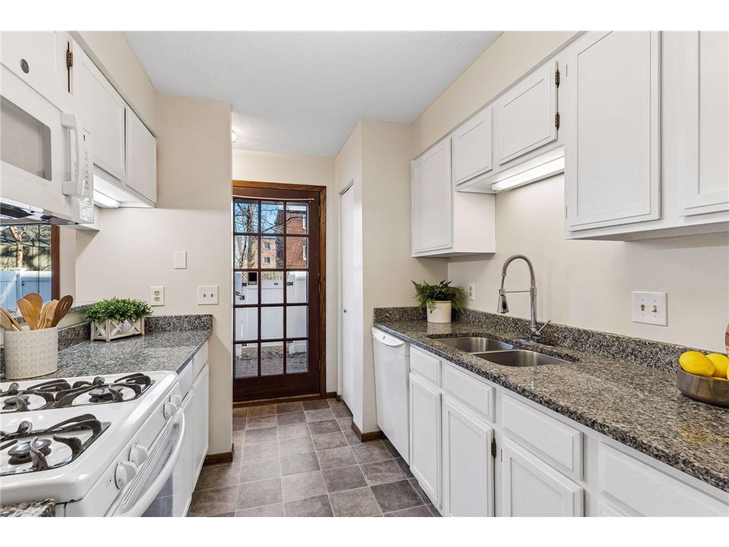 2122 22nd Street E Minneapolis MN 55404 7025053 image25