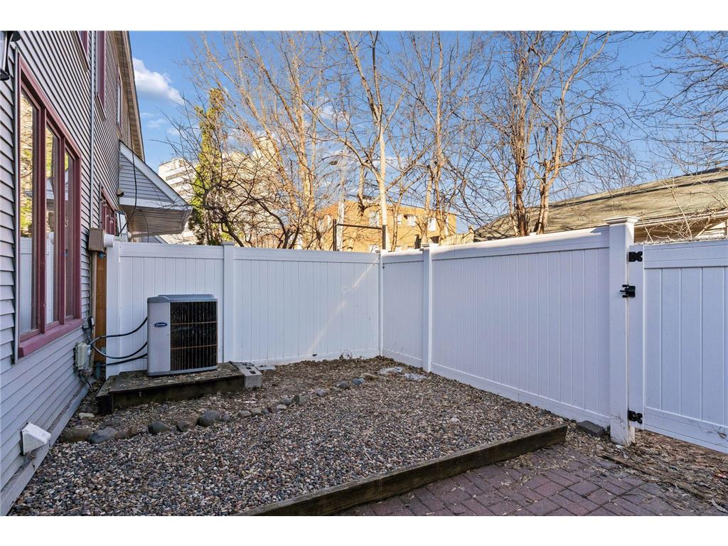 2122 22nd Street E Minneapolis MN 55404 7025053 image45