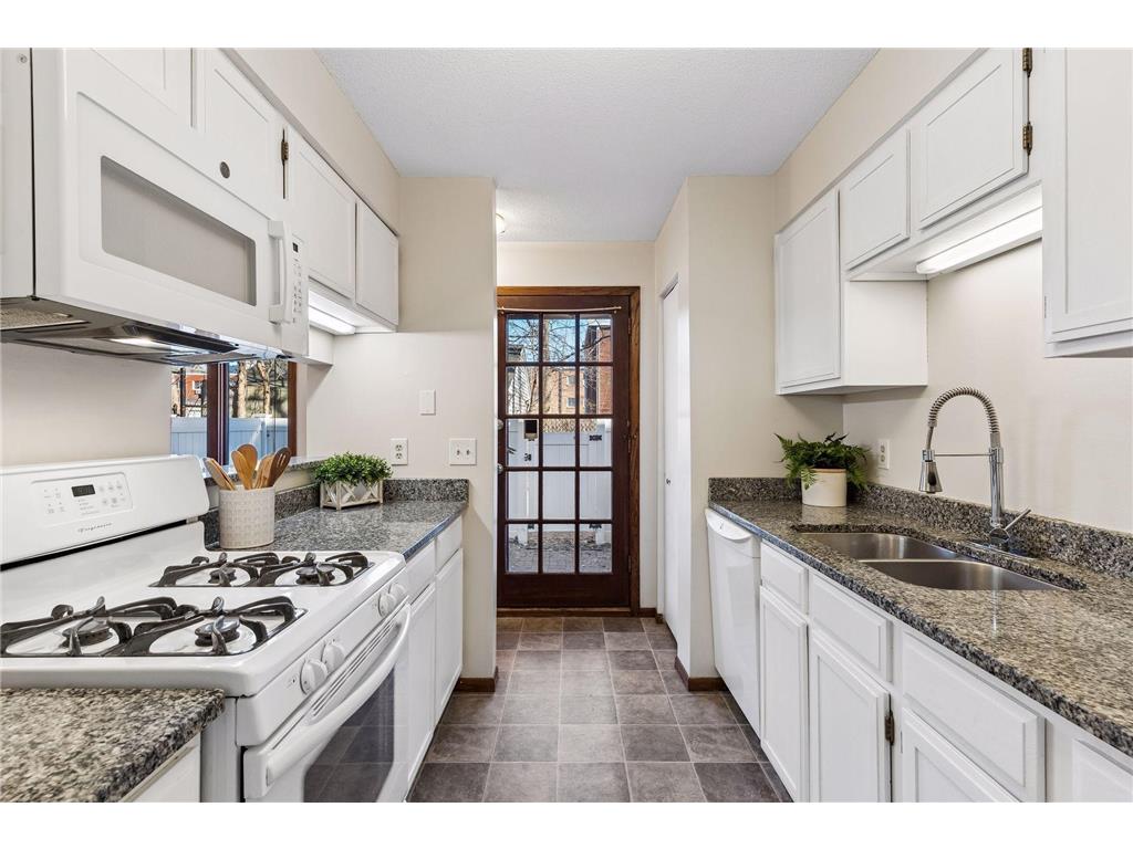 2122 22nd Street E Minneapolis MN 55404 7025053 image9