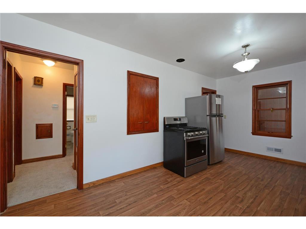 2122 30th Avenue N Minneapolis MN 55411 7069613 image10