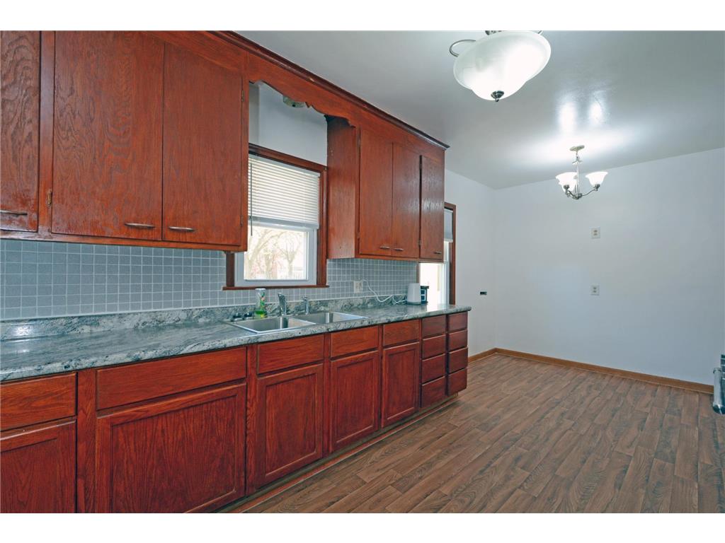 2122 30th Avenue N Minneapolis MN 55411 7069613 image11