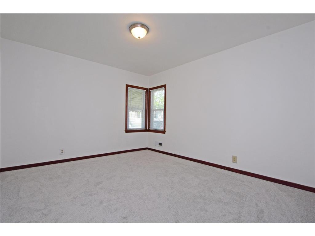 2122 30th Avenue N Minneapolis MN 55411 7069613 image13