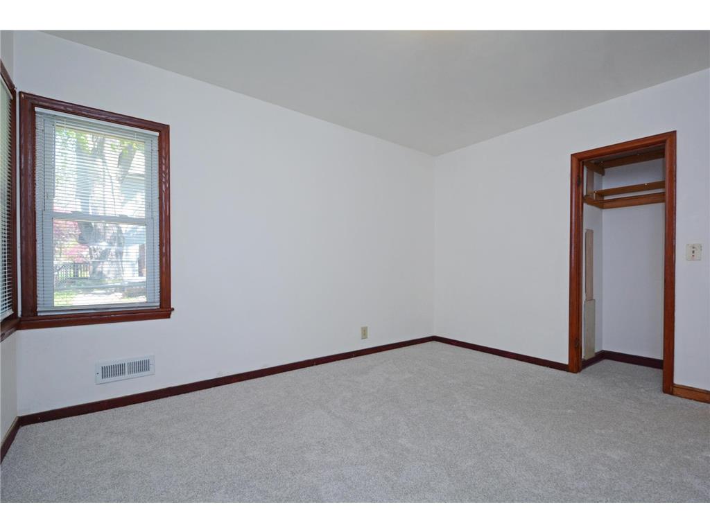 2122 30th Avenue N Minneapolis MN 55411 7069613 image14