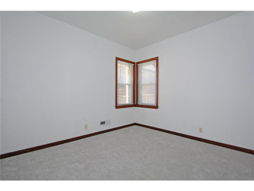 2122 30th Avenue N Minneapolis MN 55411 7069613 image15