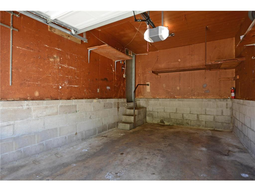 2122 30th Avenue N Minneapolis MN 55411 7069613 image28