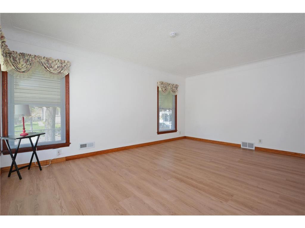 2122 30th Avenue N Minneapolis MN 55411 7069613 image5