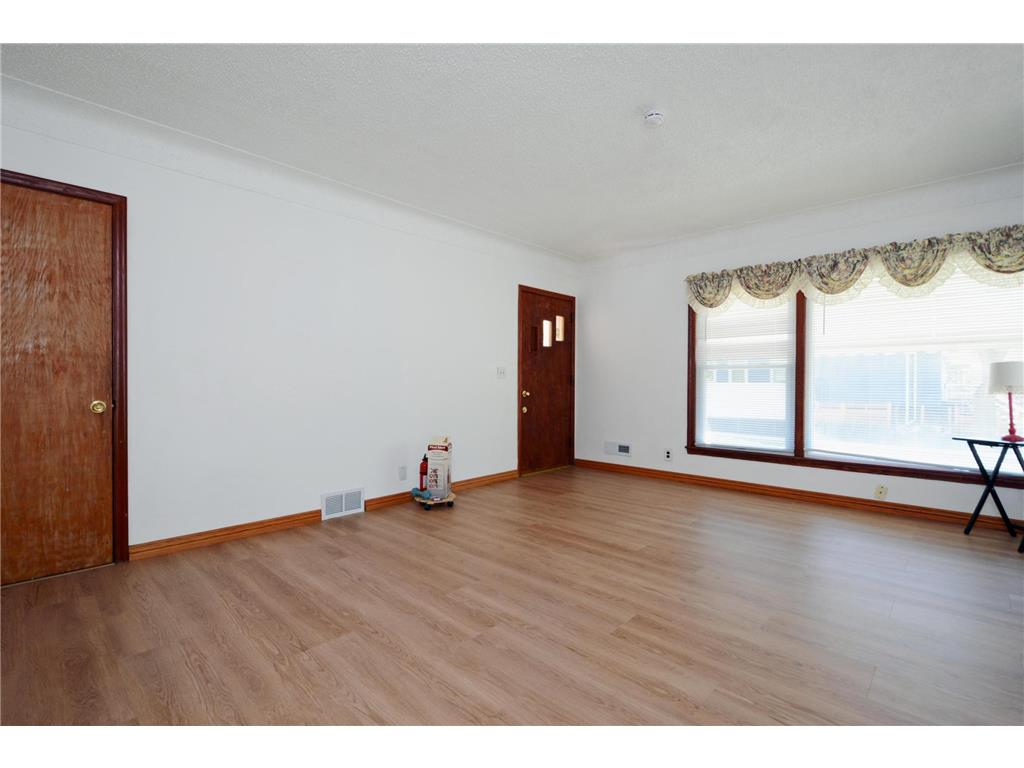 2122 30th Avenue N Minneapolis MN 55411 7069613 image6
