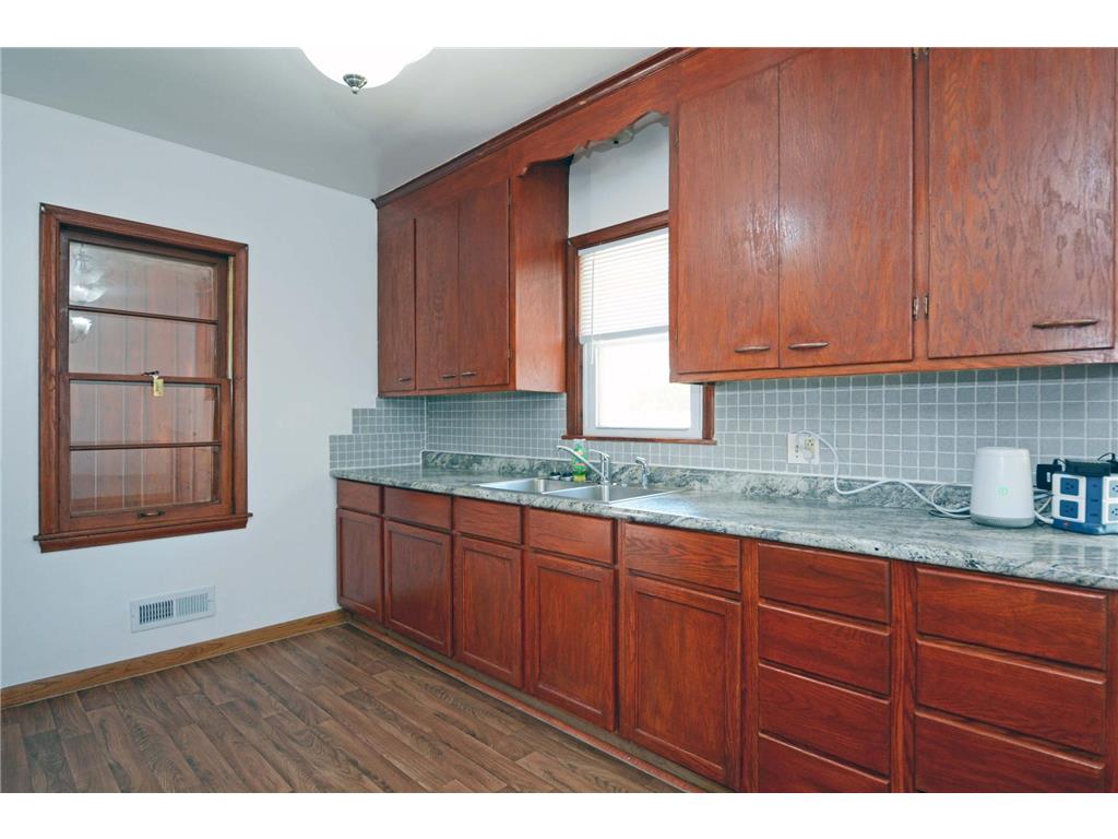 2122 30th Avenue N Minneapolis MN 55411 7069613 image9