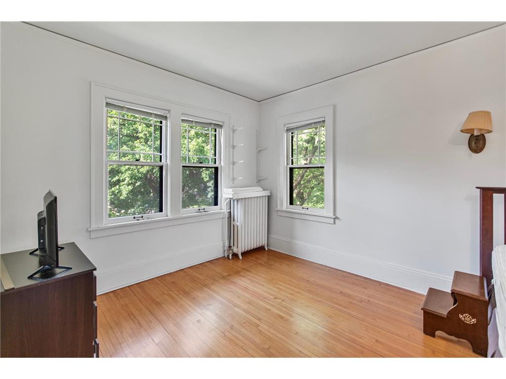 2122 Carroll Avenue Saint Paul MN 55104 7087777 image22
