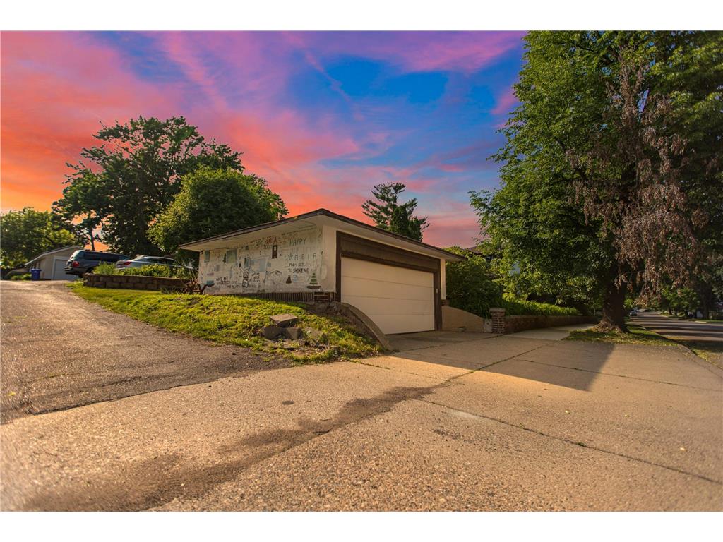 2122 Carroll Avenue Saint Paul MN 55104 7087777 image43