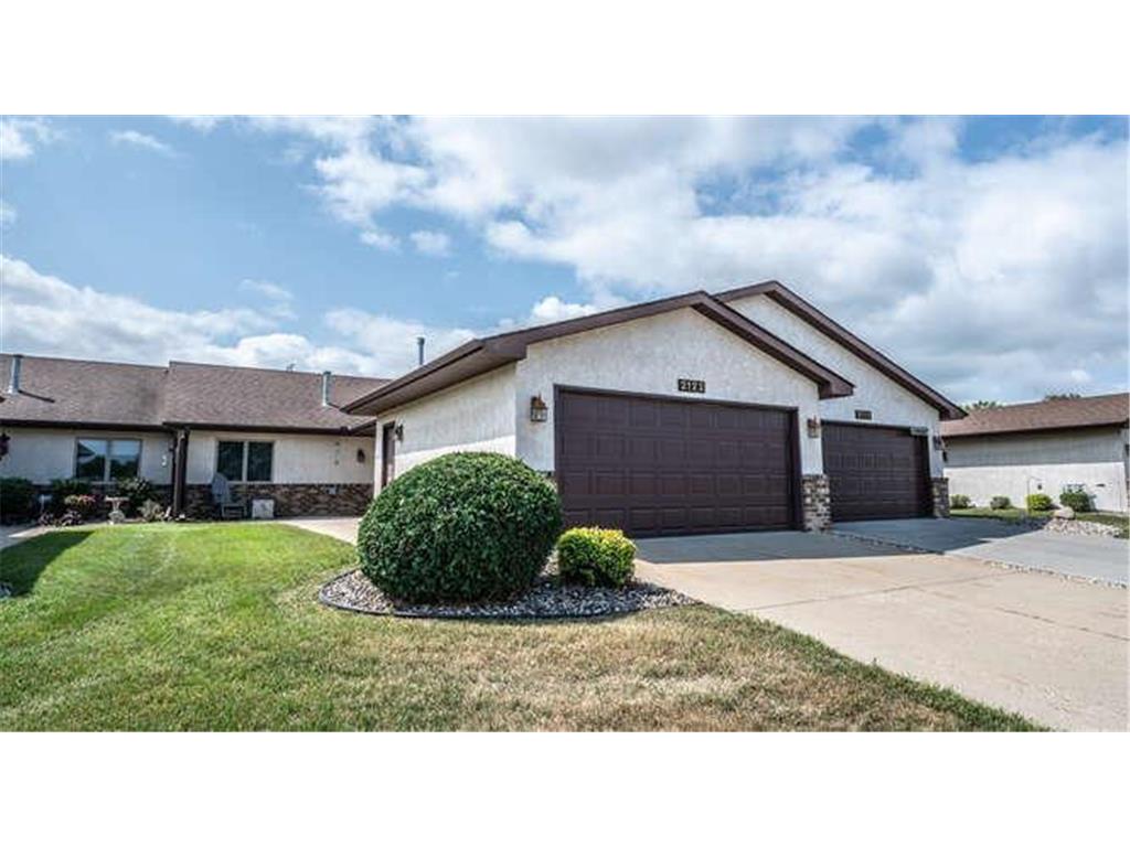 2122 Vierling Drive E Shakopee MN 55379 6405045 image1