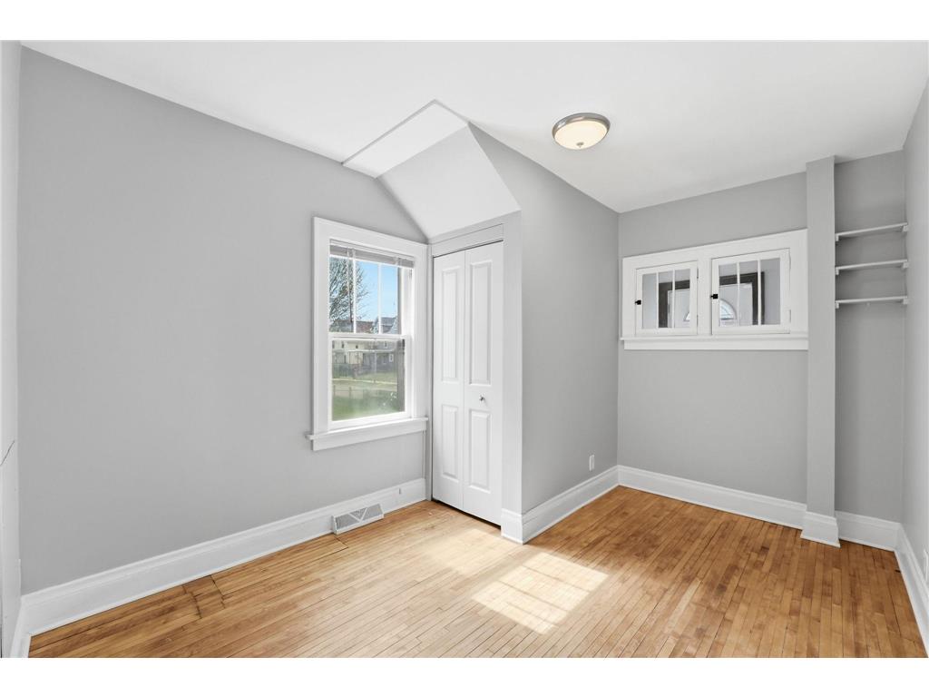 2122 Willow Avenue N Minneapolis MN 55411 7048209 image17