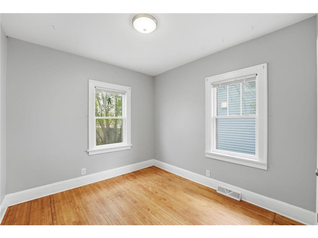 2122 Willow Avenue N Minneapolis MN 55411 7048209 image18