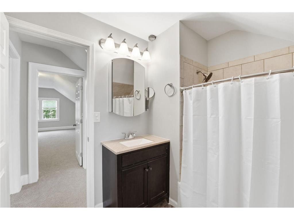 2122 Willow Avenue N Minneapolis MN 55411 7048209 image25