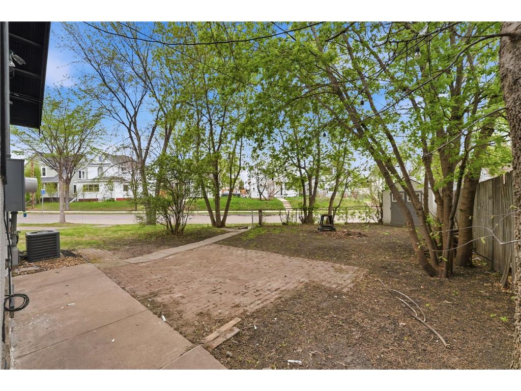 2122 Willow Avenue N Minneapolis MN 55411 7048209 image3