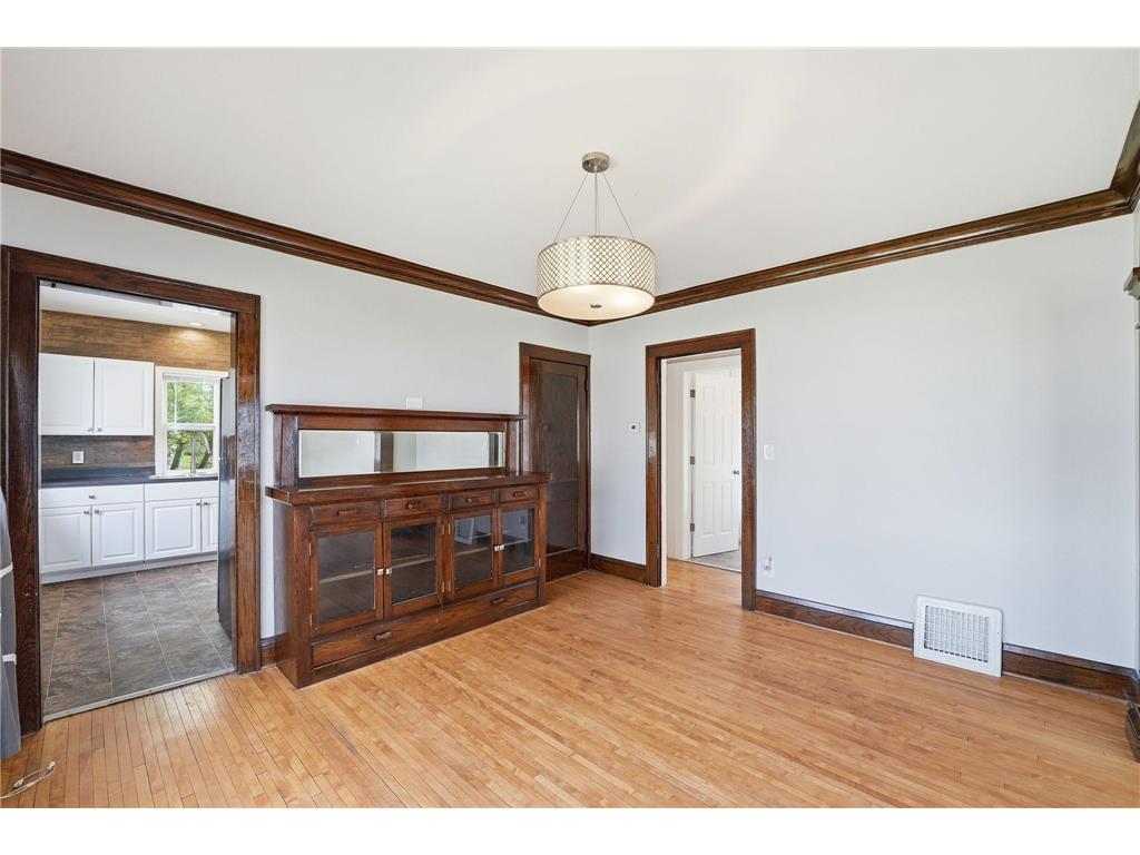 2122 Willow Avenue N Minneapolis MN 55411 7048209 image9