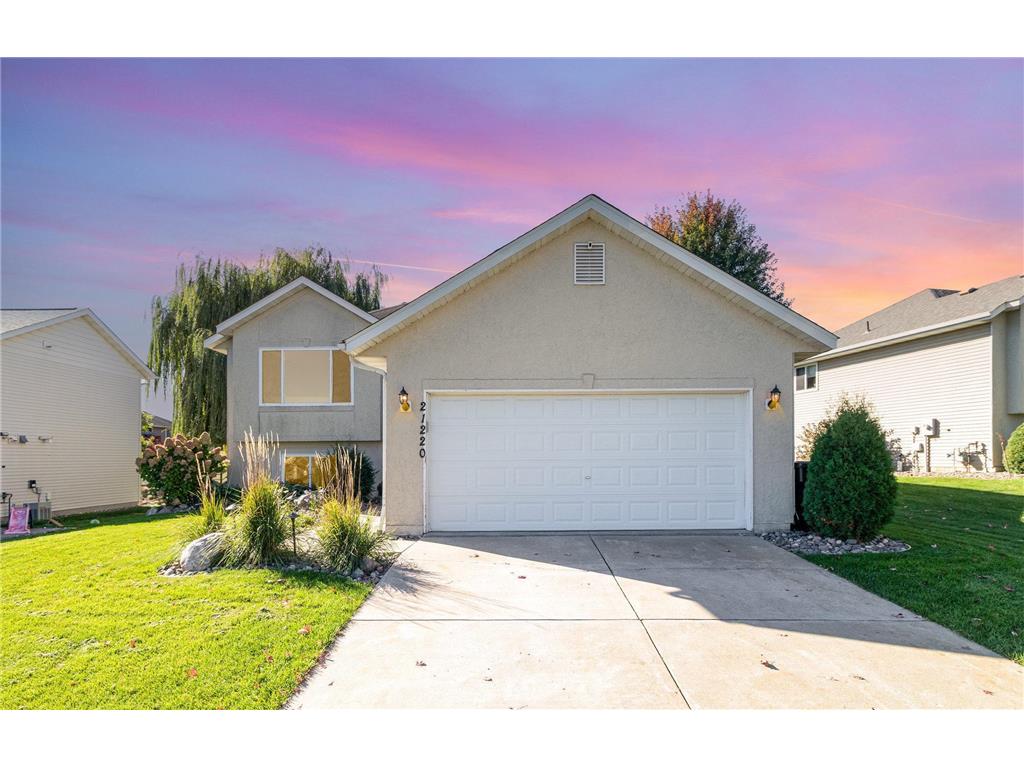 21220 Ilavista Way Lakeville MN 55044 7037385 image1