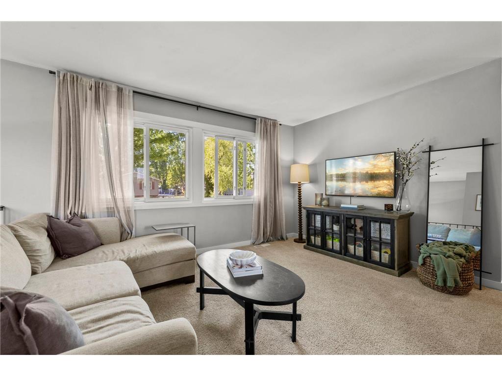 2123 Cliffview Drive Eagan MN 55122 7074455 image3