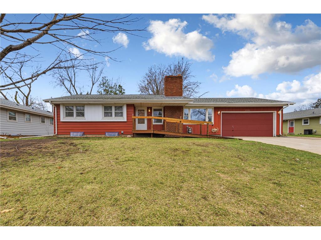 2123 Fox Place Mendota Heights MN 55120 7044565 image2