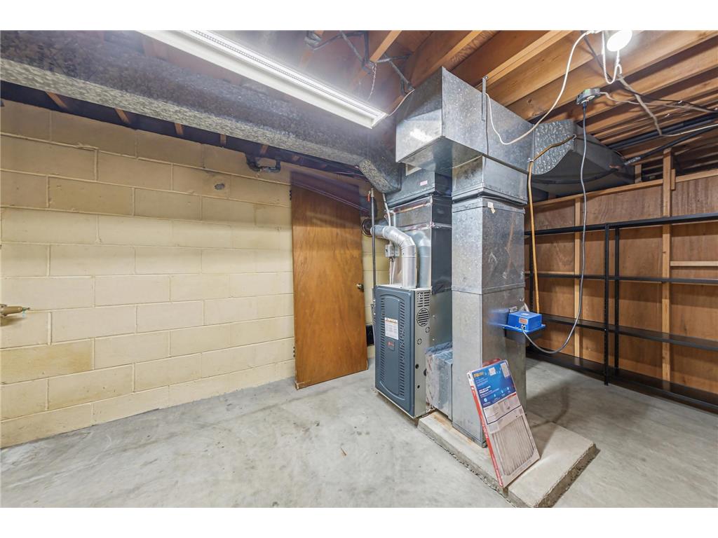 2123 Fox Place Mendota Heights MN 55120 7044565 image34