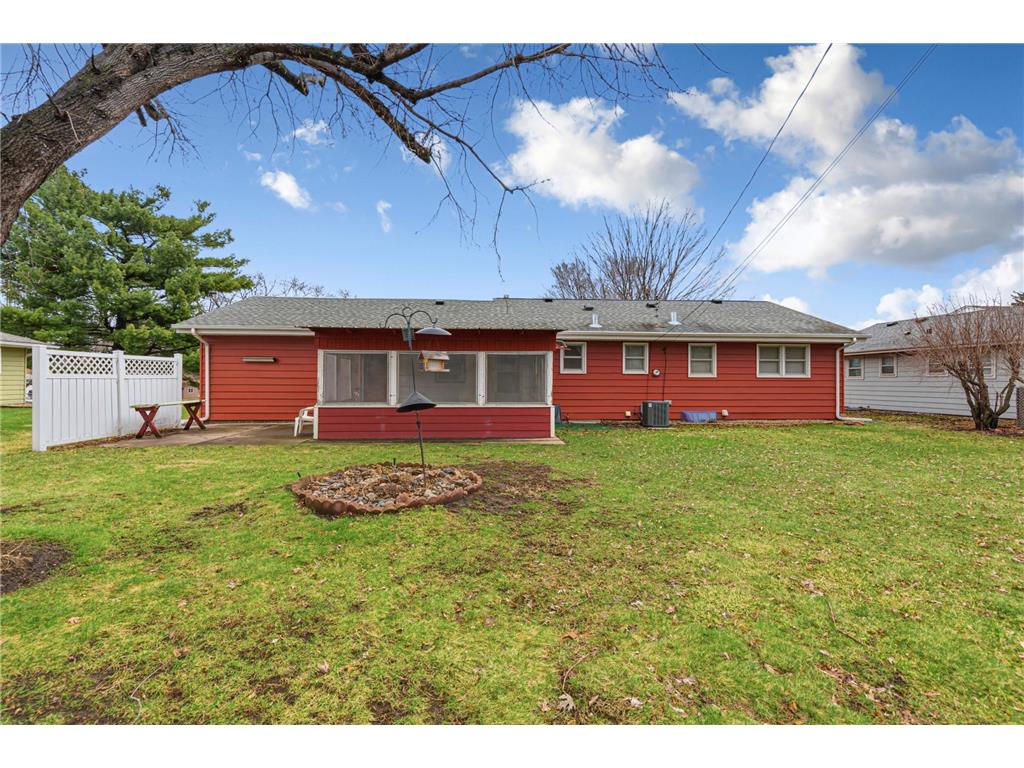 2123 Fox Place Mendota Heights MN 55120 7044565 image36