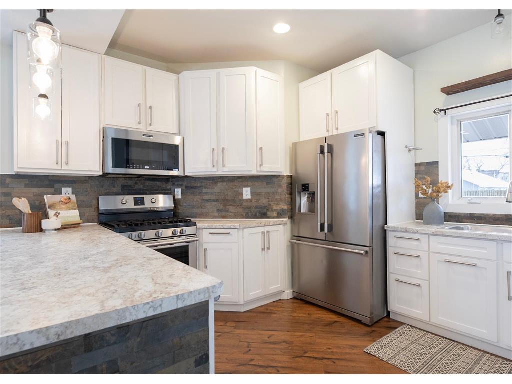 2123 John Avenue Superior WI 54880 7006112 image16