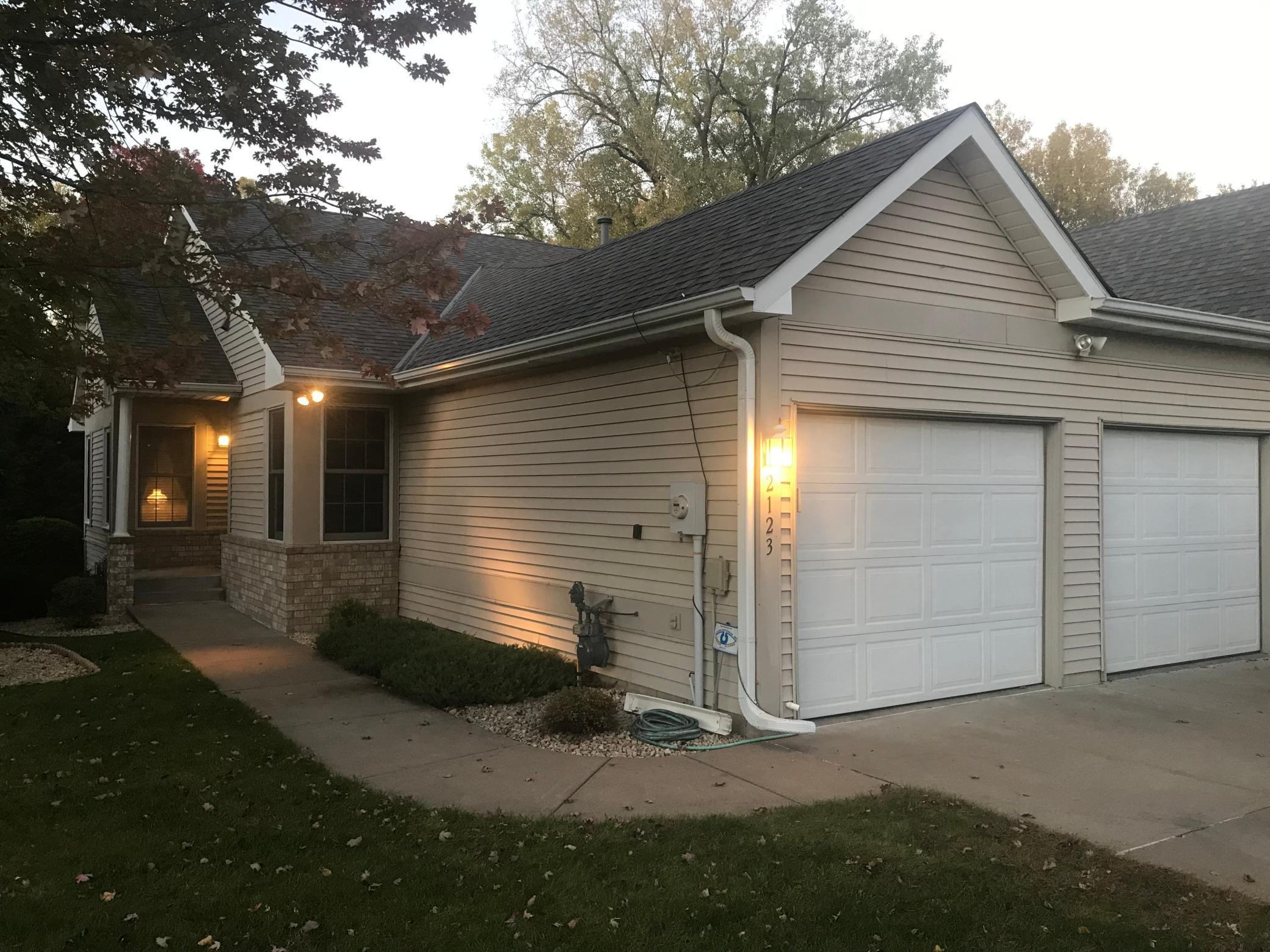 2123 Southwind Drive Maplewood MN 55109 6115507 image1