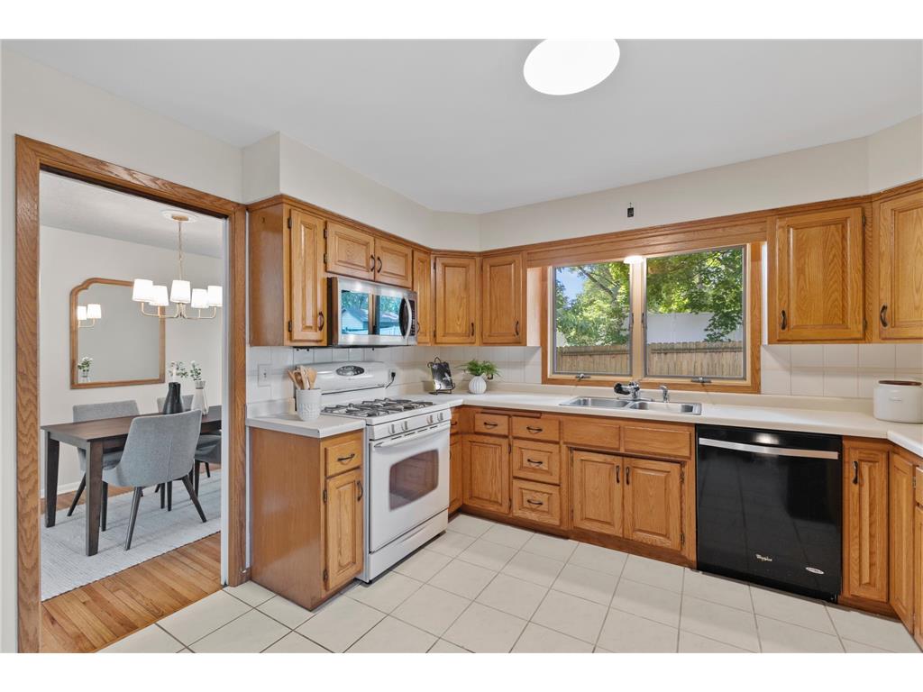 2124 Sapphire Lane Eagan MN 55122 7080707 image12