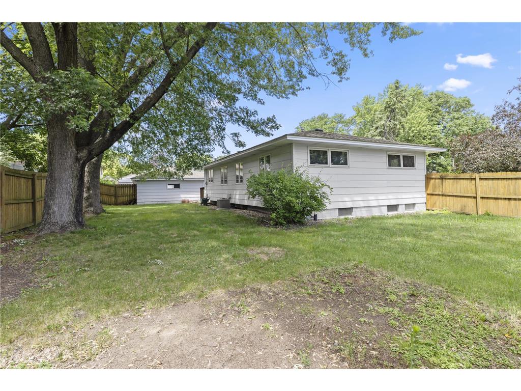2124 Sapphire Lane Eagan MN 55122 7080707 image25