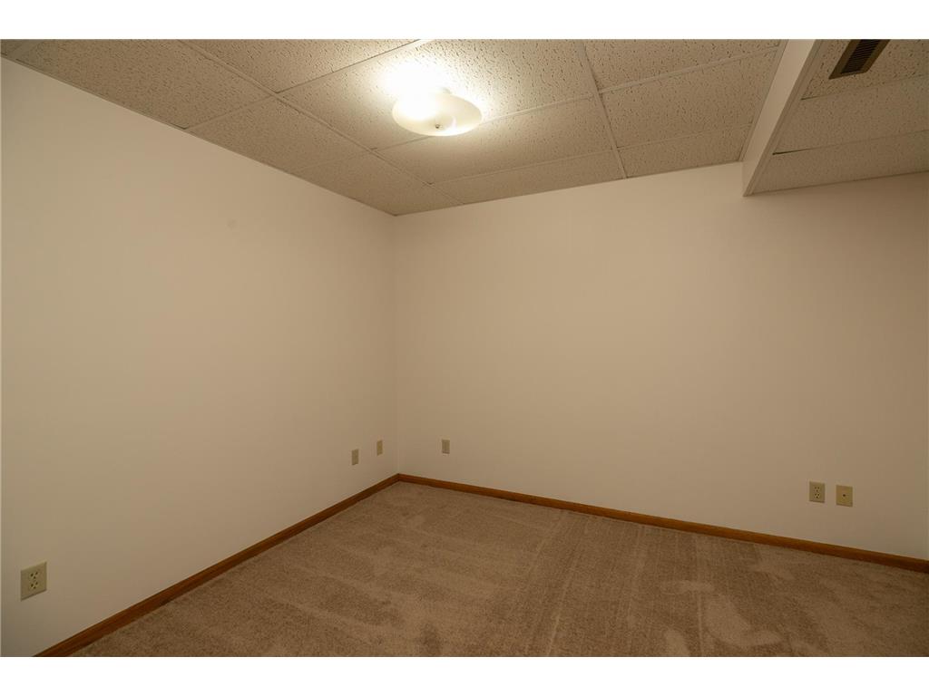 2124 Washington Lane SW Rochester MN 55902 7111247 image32