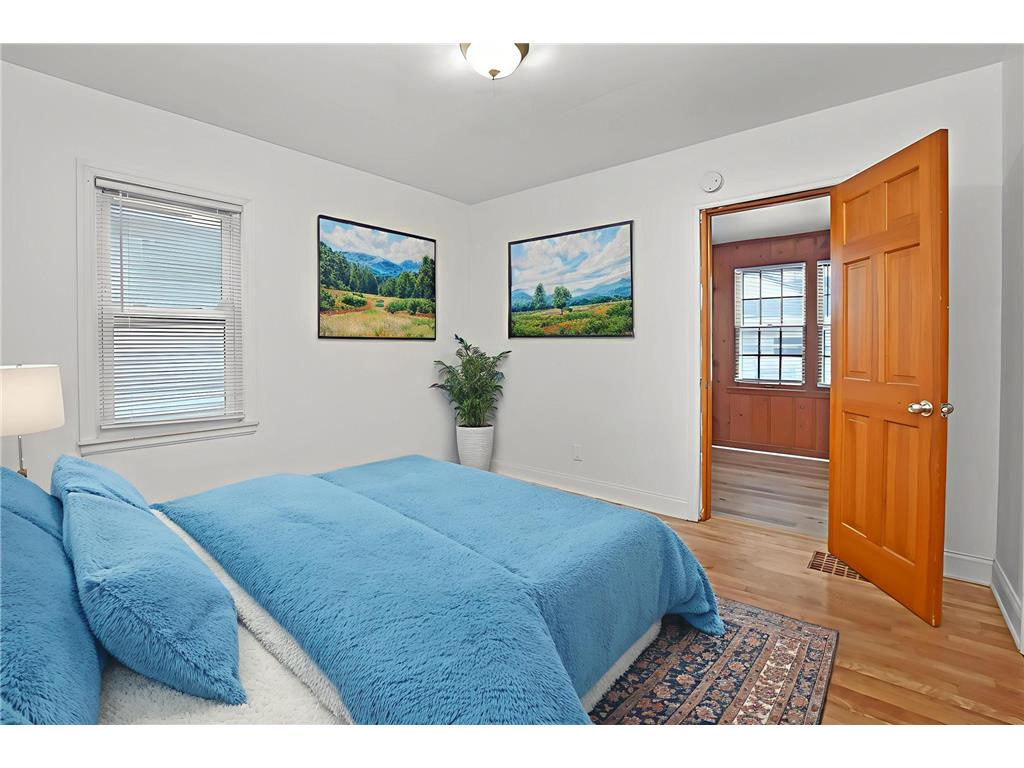 2125 44th Avenue N Minneapolis MN 55412 7000319 image10