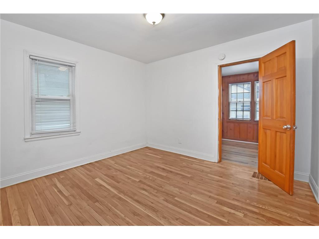 2125 44th Avenue N Minneapolis MN 55412 7000319 image11