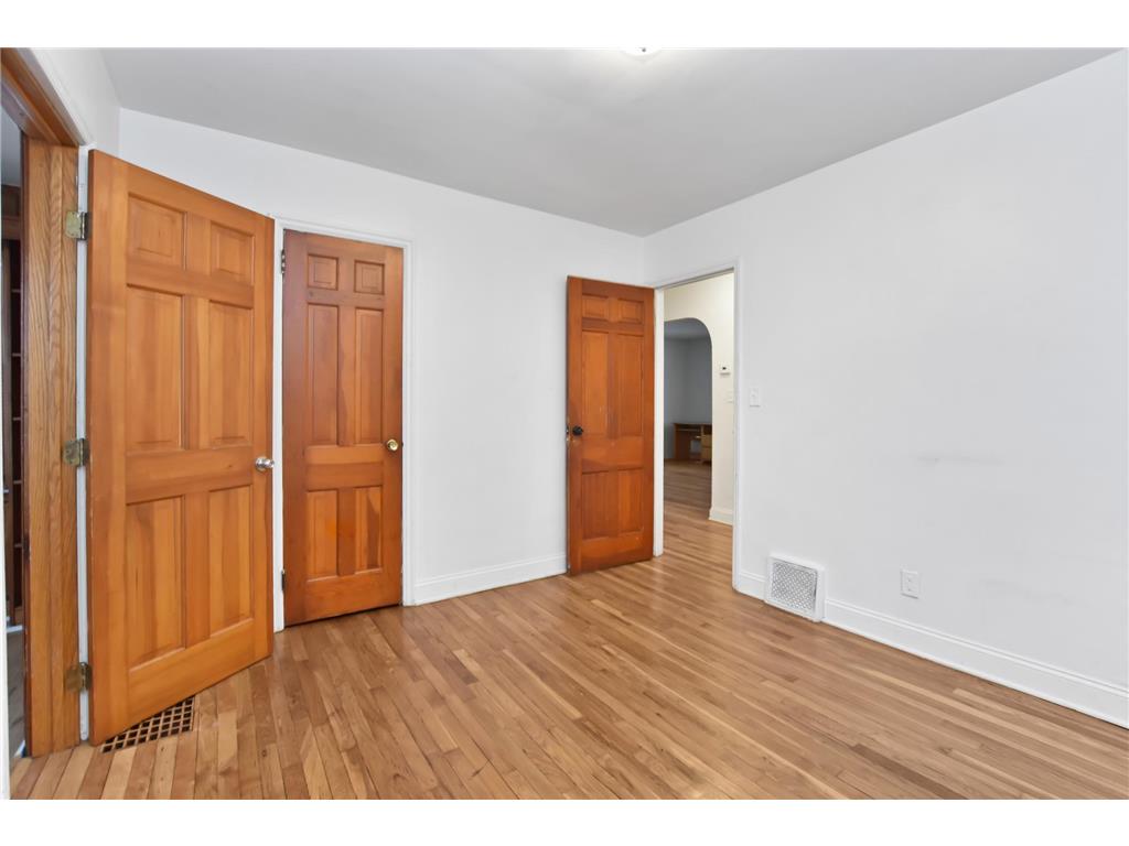 2125 44th Avenue N Minneapolis MN 55412 7000319 image13