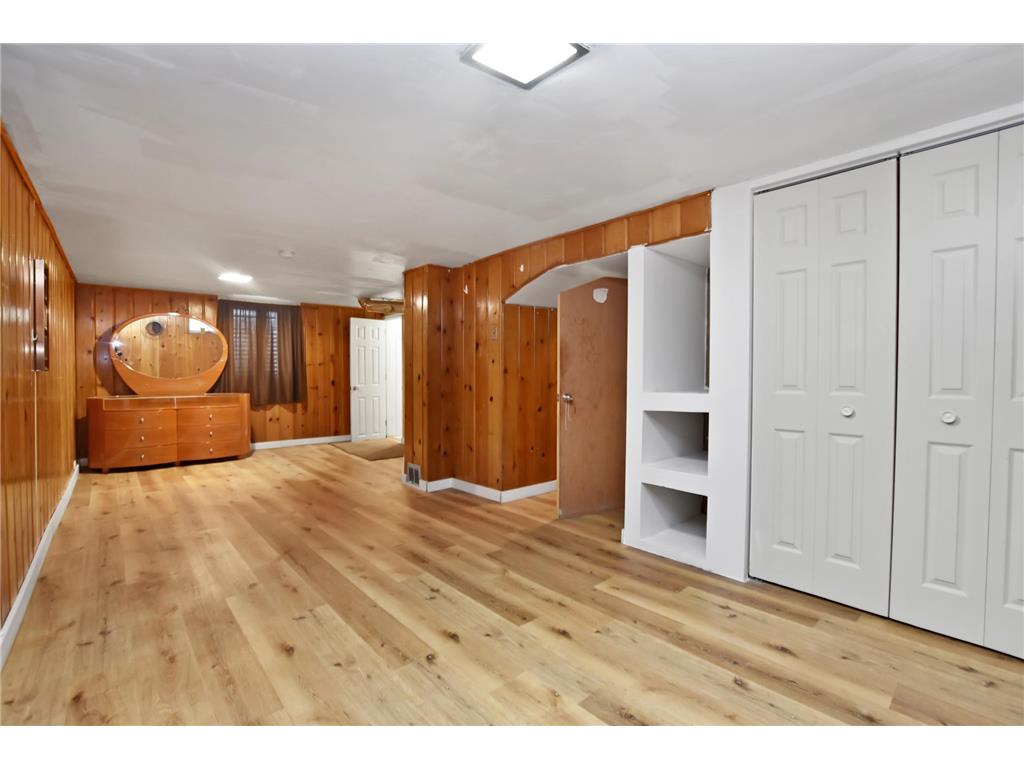 2125 44th Avenue N Minneapolis MN 55412 7000319 image27
