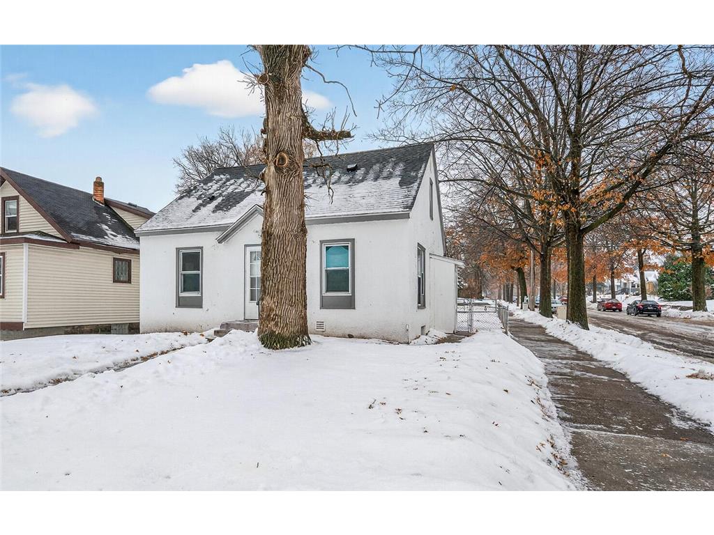 2125 44th Avenue N Minneapolis MN 55412 7000319 image4