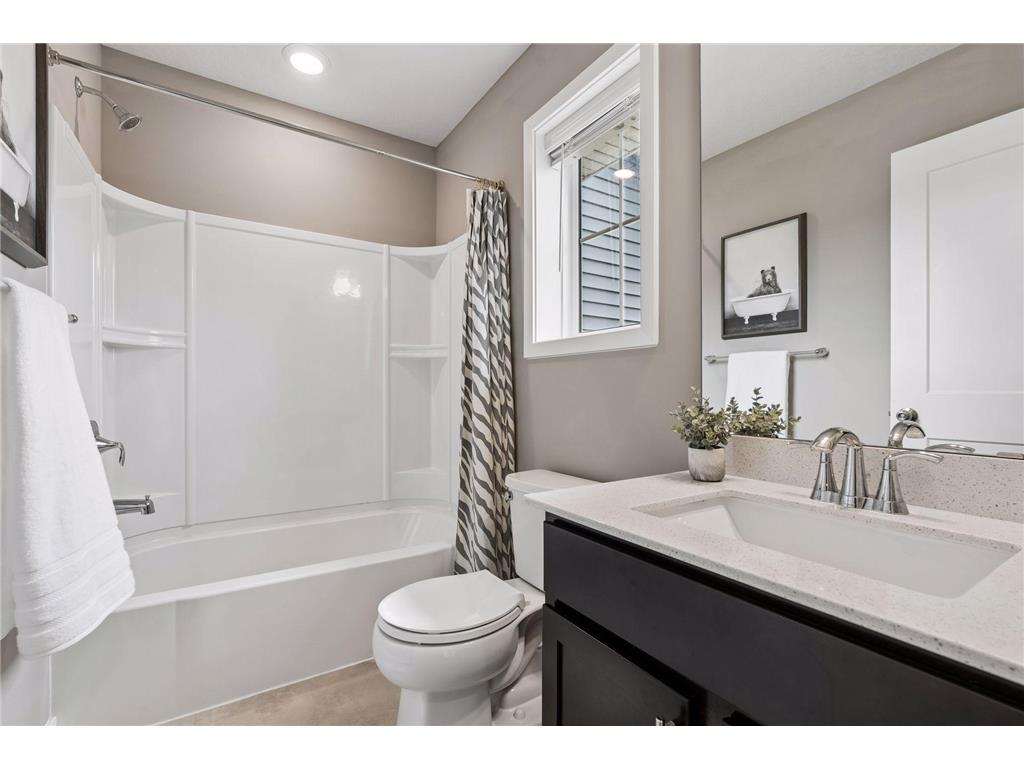 2125 Bay Drive Lino Lakes MN 55038 7064229 image33