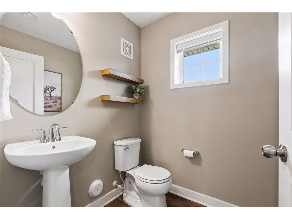 2125 Bay Drive Lino Lakes MN 55038 7064229 image5