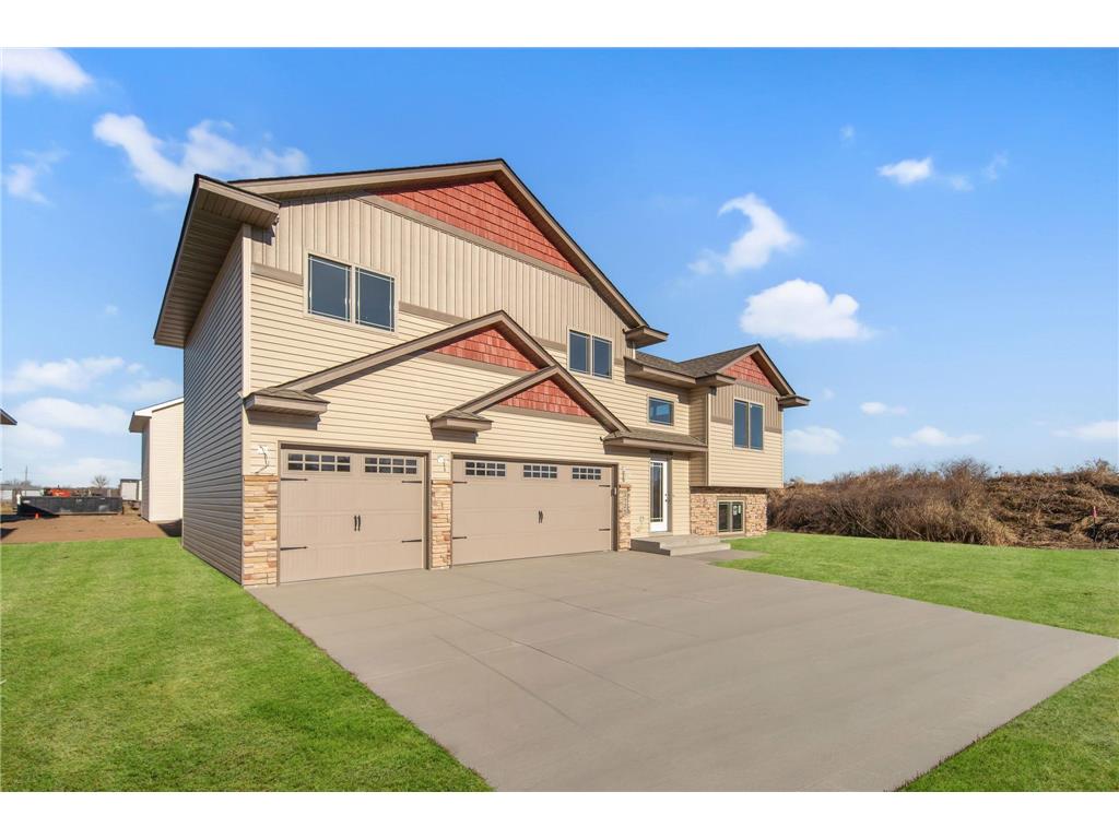 2125 Eagle Street Rush City MN 55069 6826697 image1