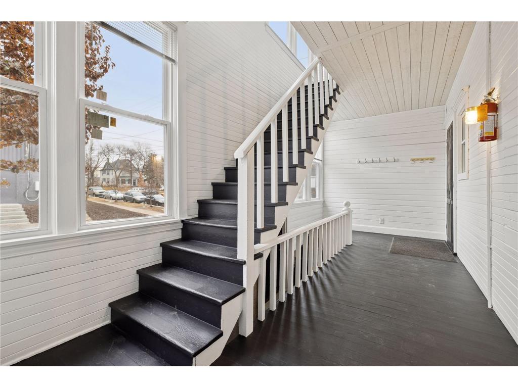 2125 Harriet Avenue Minneapolis MN 55405 6647526 image14
