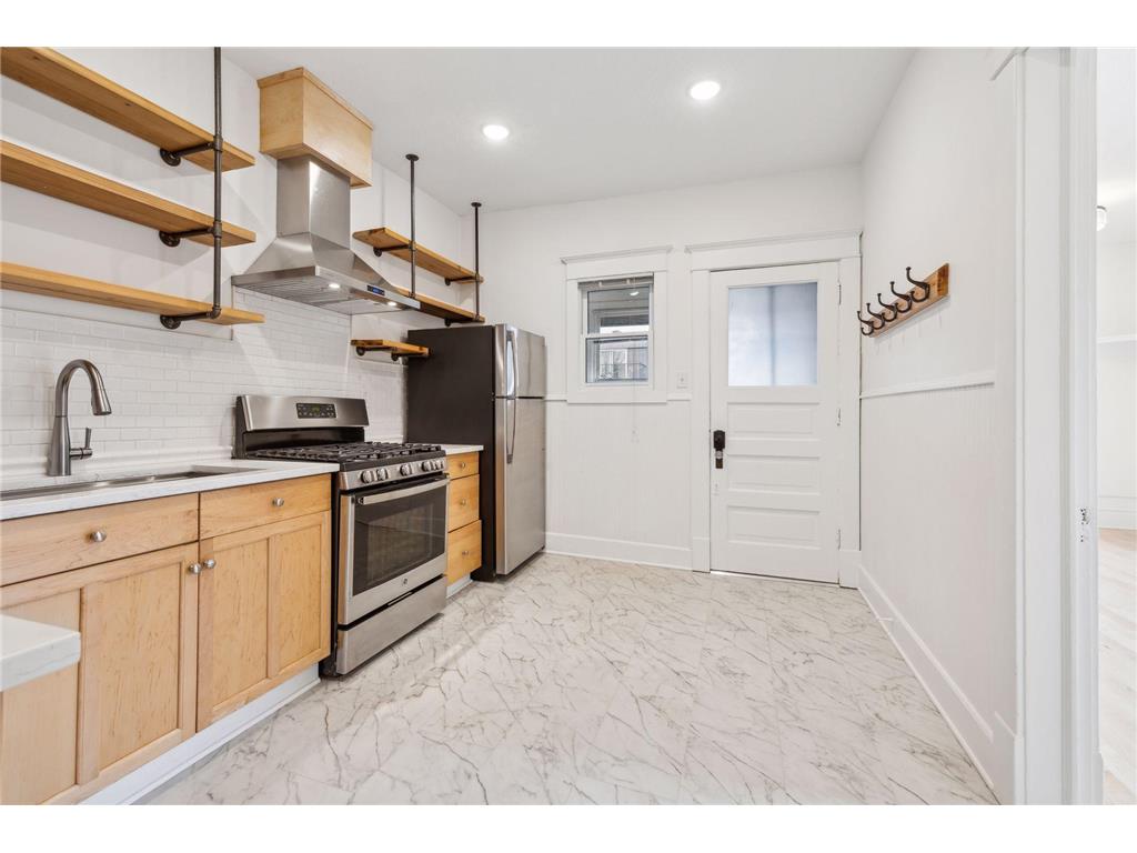 2125 Harriet Avenue Minneapolis MN 55405 6647526 image18