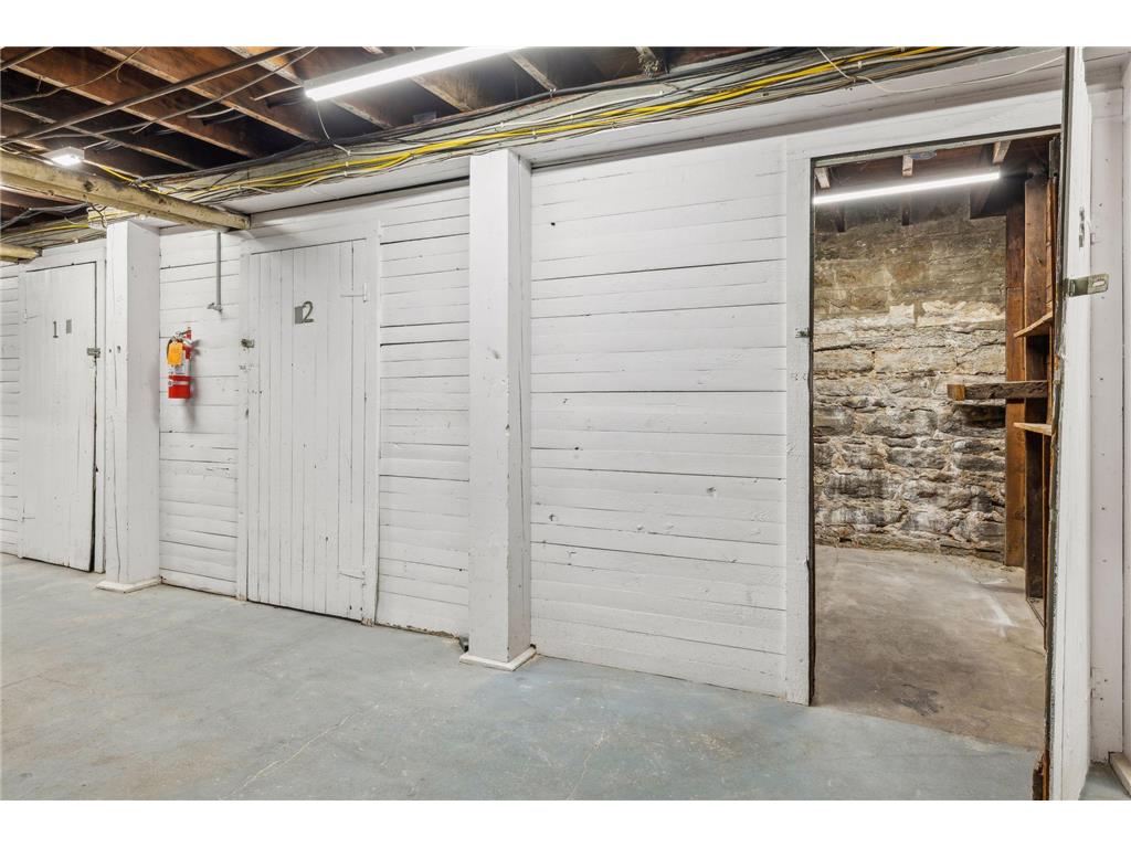 2125 Harriet Avenue Minneapolis MN 55405 6647526 image80