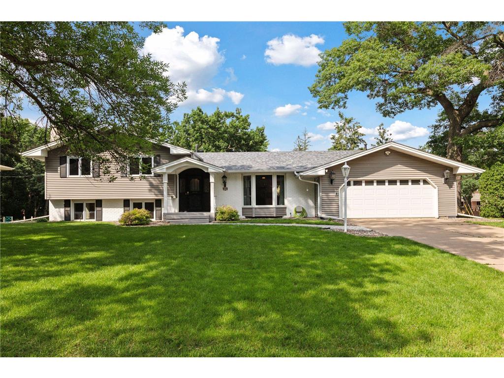 2125 Innsbruck Parkway Columbia Heights MN 55421 6738521 image1