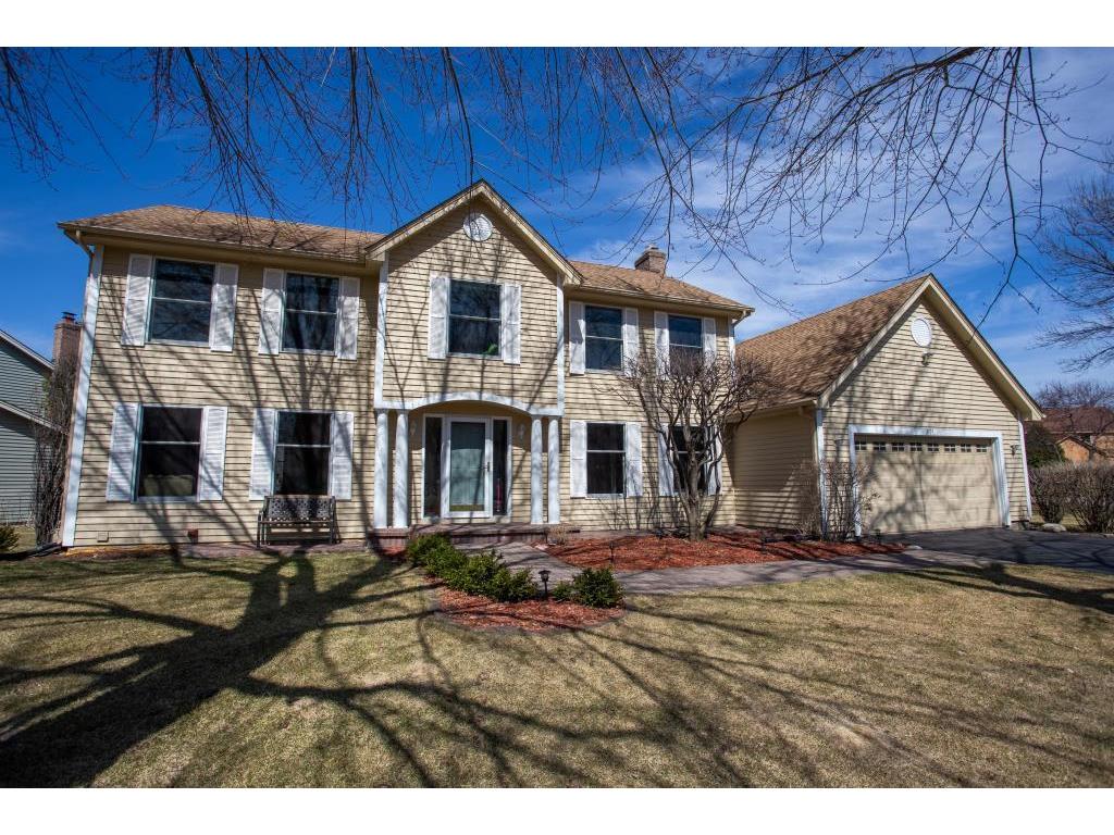 2125 Weston Lane N, Plymouth, MN 55447 MLS 5490182 Edina Realty