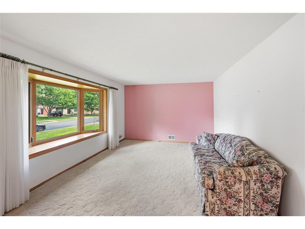 2126 Forest Drive NE Columbia Heights MN 55421 7095742 image10