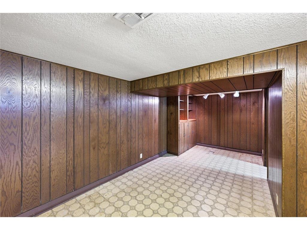 2126 Forest Drive NE Columbia Heights MN 55421 7095742 image37
